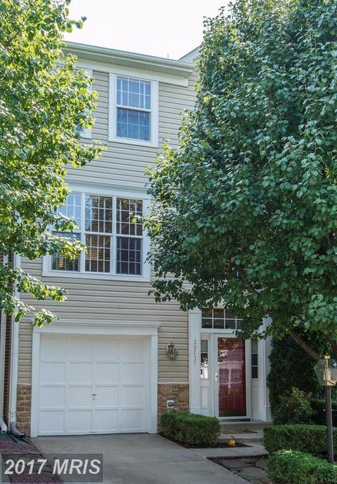 10903 Leeds Ct