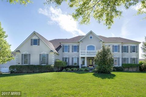 5805 Seven Pines Ct