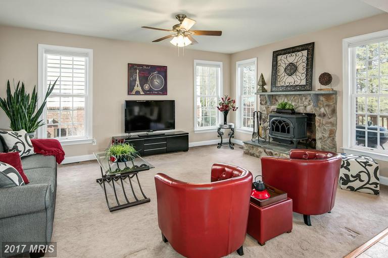 19603 Aspendale Sq