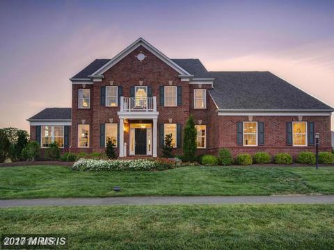 13526 Village Green Dr