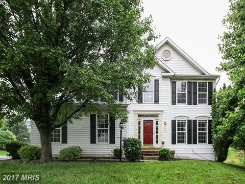 516 Doyle Ter NE