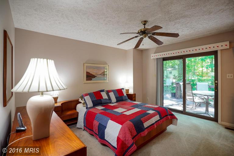 For Sale: 7239 Periwinkle Ct Warrenton, VA 20187