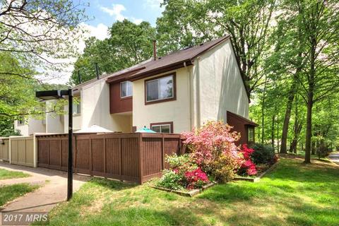 11692 Stockbridge Ln