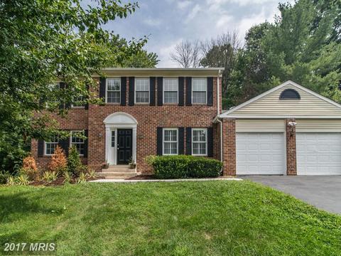 11560 Southington Ln