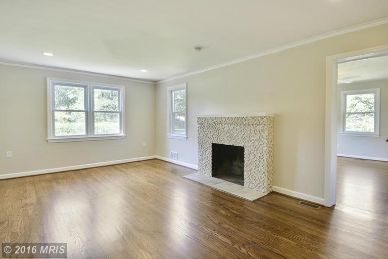3801 Annandale Rd