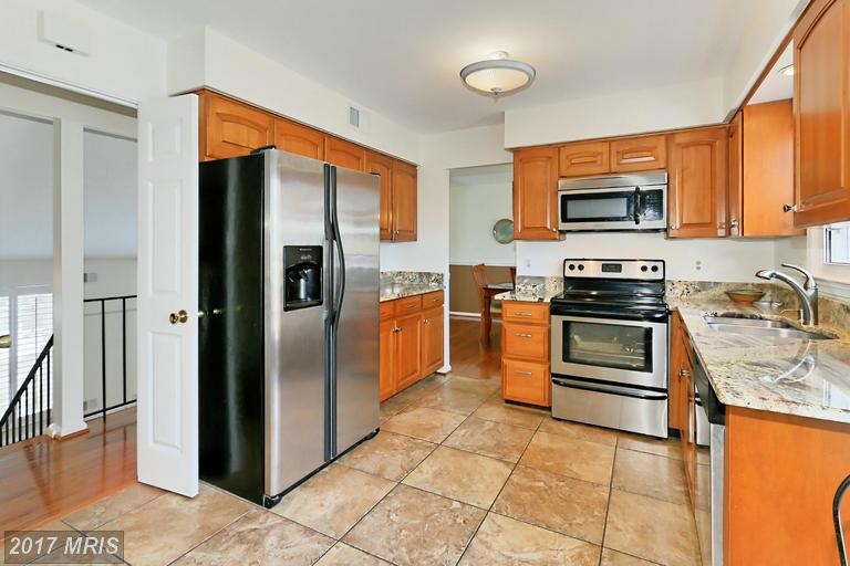 5959 Burnside Landing Dr