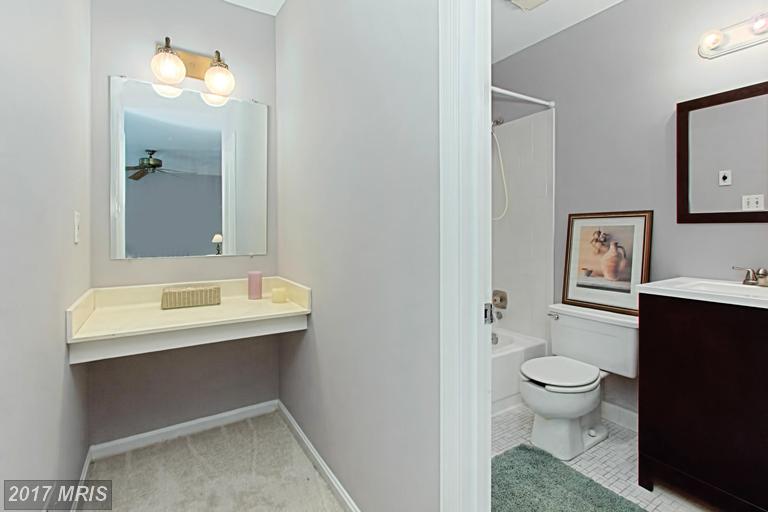 8927 Burke Lake Rd