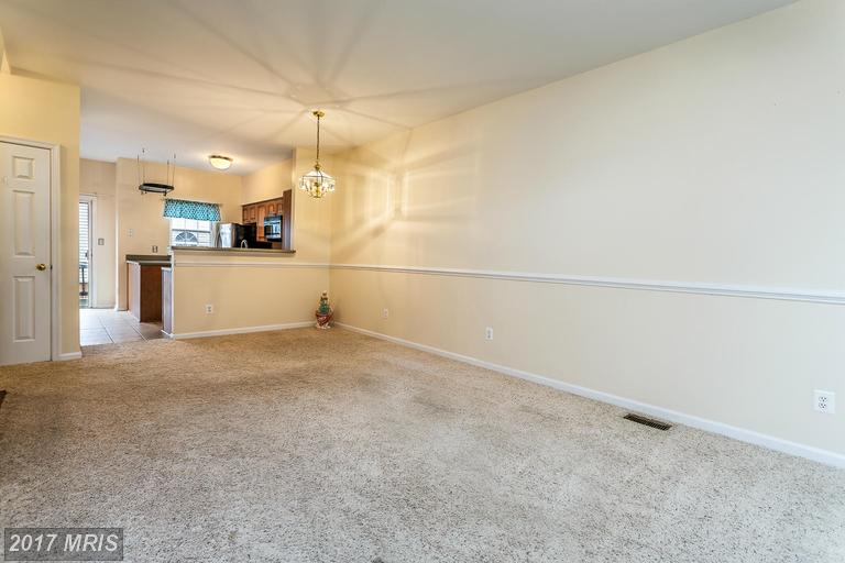 2 Briarwood Dr