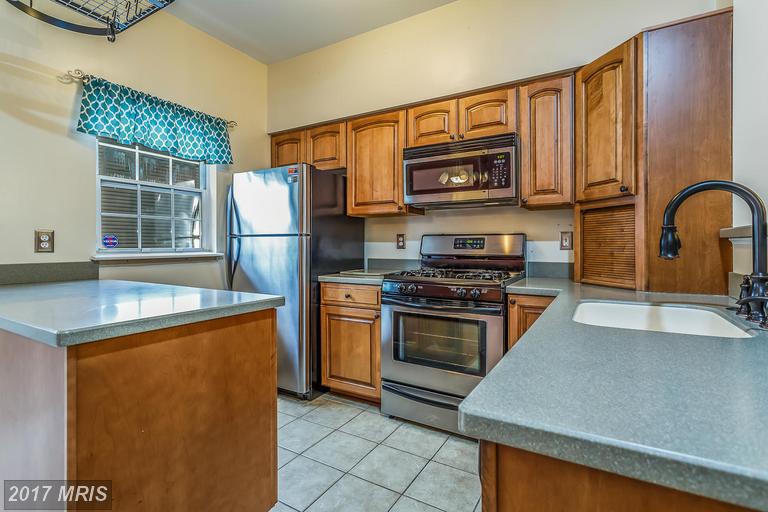 2 Briarwood Dr