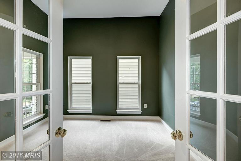 9112 Briarwood Farms Ct