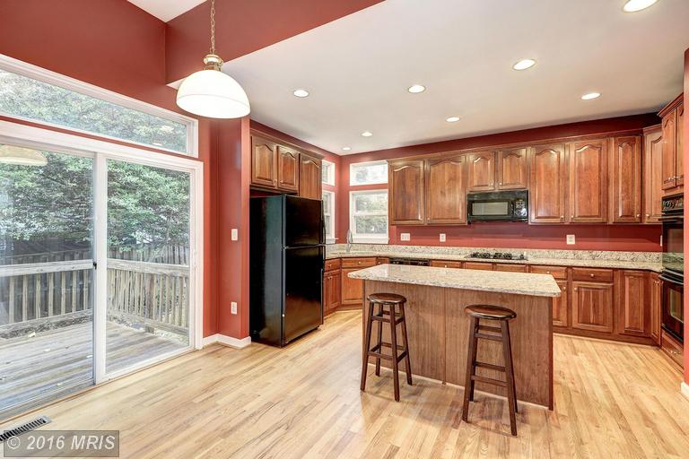 9112 Briarwood Farms Ct