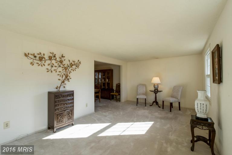 9422 Mirror Pond Dr