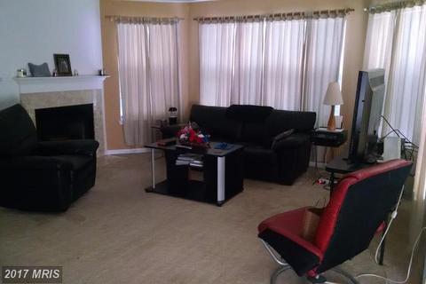 4409 Fair Stone Dr #305