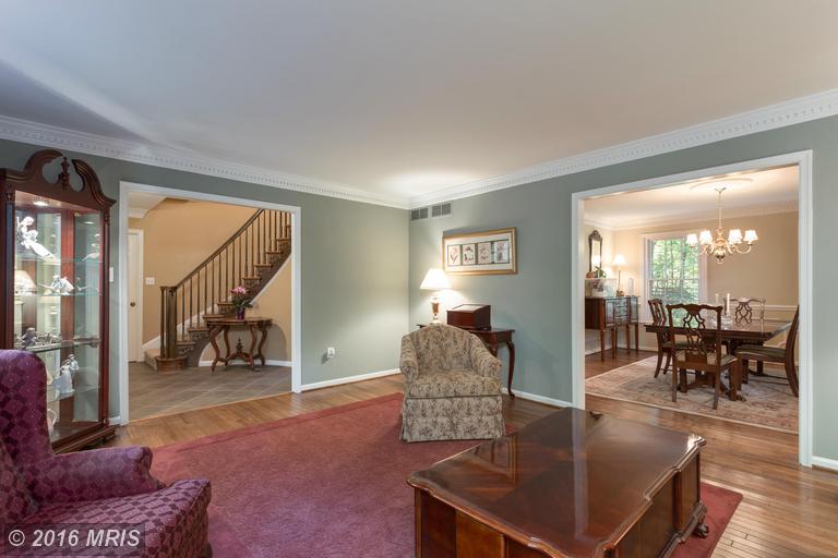 10403 Karmich Ct