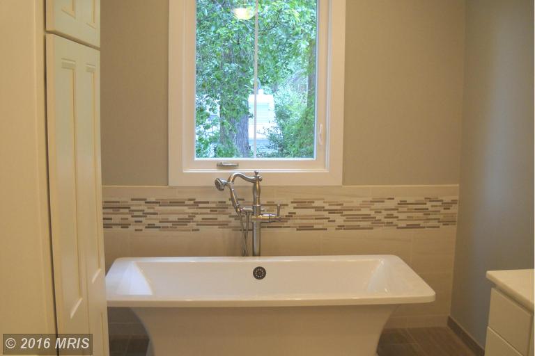 For Sale: 308 Pennsylvania Ave Falls Church, VA 22046