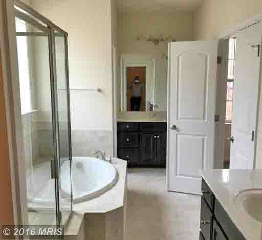 7180 Lyndam Hill Cir