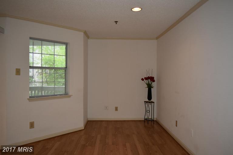 8340 Greensboro Dr #216