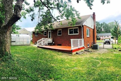 6109 Clearbrook Dr