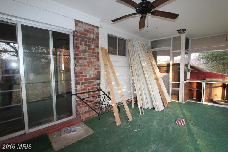 8609 London Ct