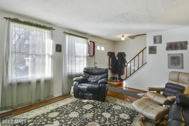 8411 Red Ash Ct