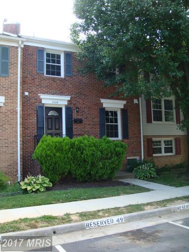 8496 Laurel Oak Dr
