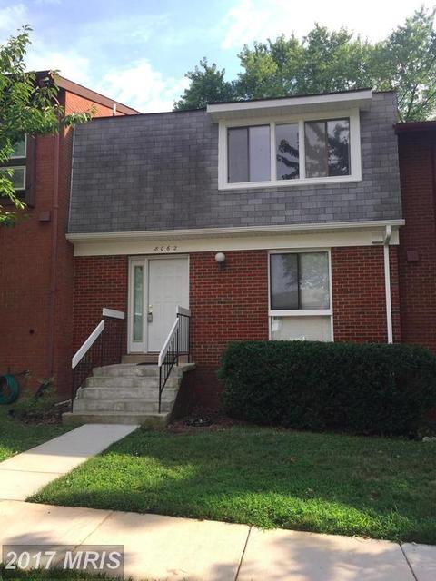8496 Laurel Oak Dr