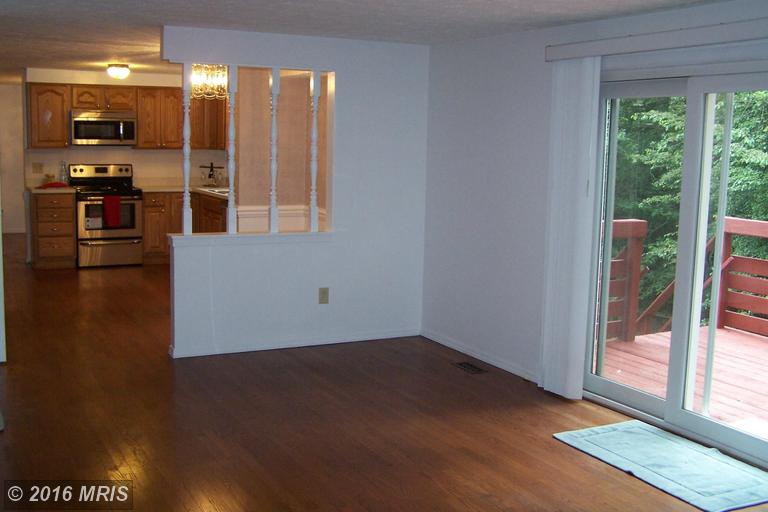 For Sale: 8407 Chillum Ct Springfield, VA 22153