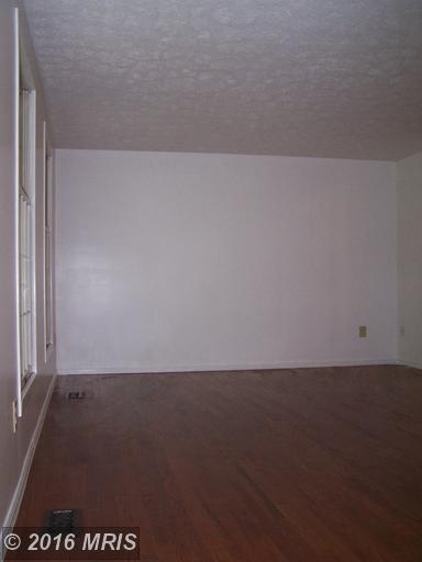 For Sale: 8407 Chillum Ct Springfield, VA 22153