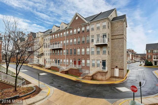 2665 Manhattan Pl #313