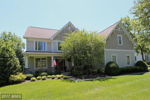 405 Nelson Dr NE