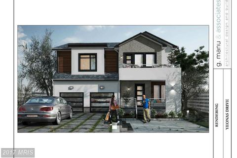 2800 Cedar Ln