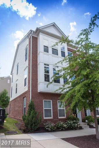 9523 Bastille St #1-401