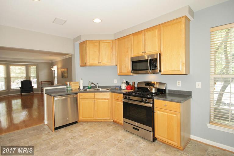 1524 Lincoln Way #111