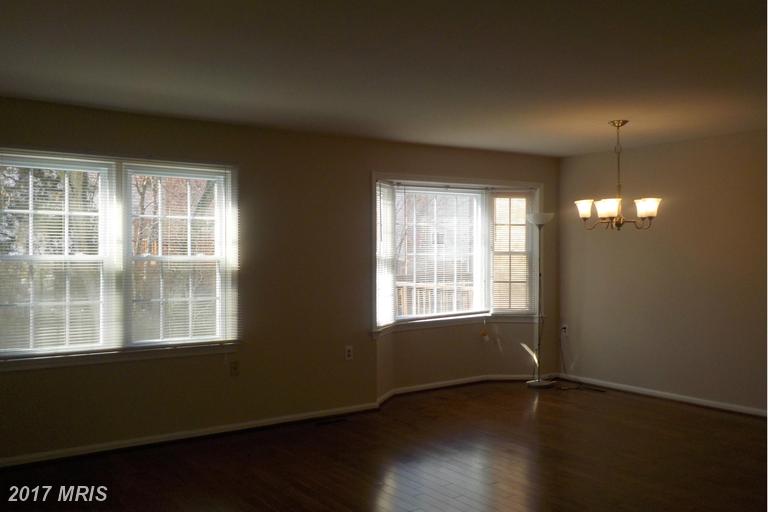 12175 Old Salem Ct