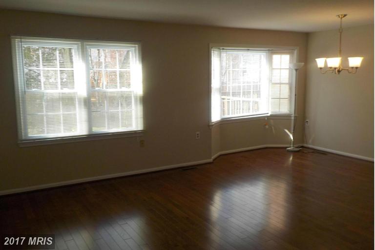 12175 Old Salem Ct