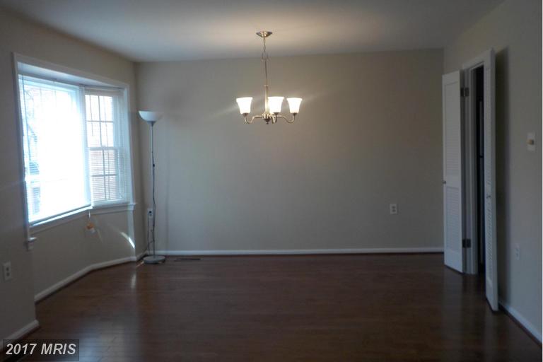 12175 Old Salem Ct