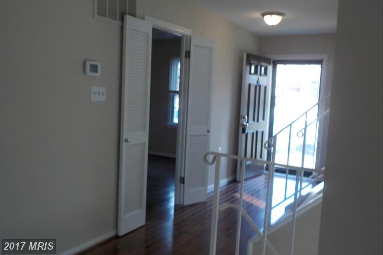 12175 Old Salem Ct