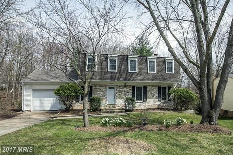 12202 Oakwood Dr