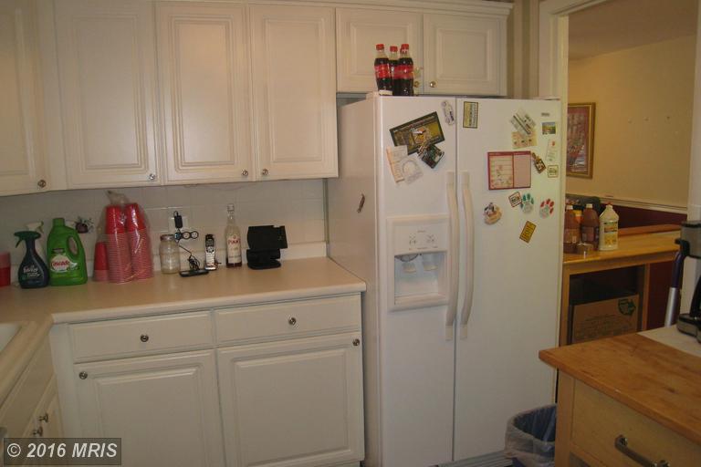 For Sale: 12588 Valleywood Dr Woodbridge, VA 22192