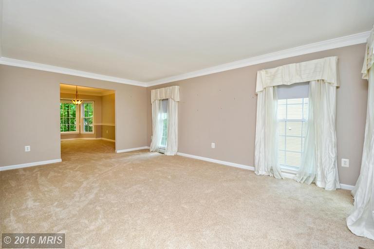 For Sale: 3244 Chancellor Dr Woodbridge, VA 22192