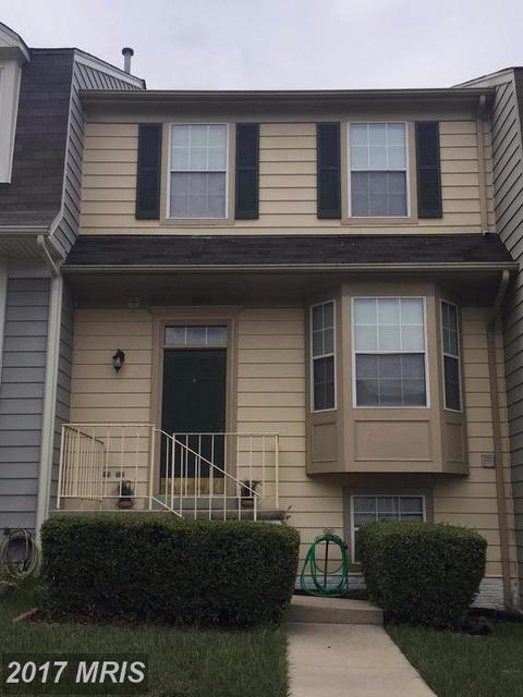 5693 Roundtree Dr