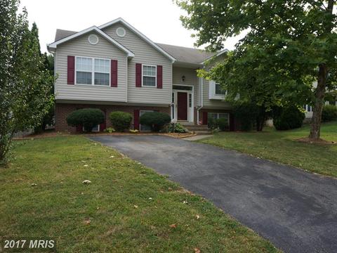 5693 Roundtree Dr