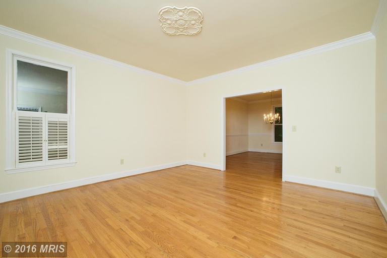 14720 Kogan Dr