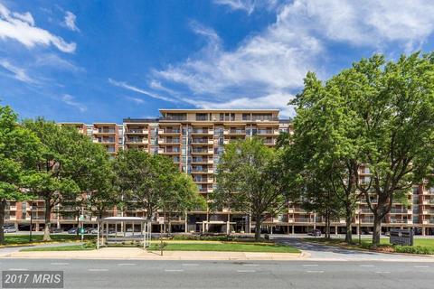 1300 Army Navy Dr #229
