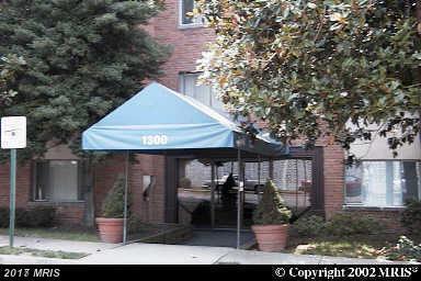 1300 Army Navy Dr #229