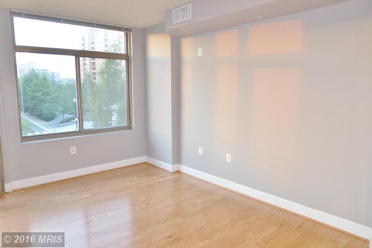 For Sale: 3600 Glebe Rd S #215W Arlington, VA 22202