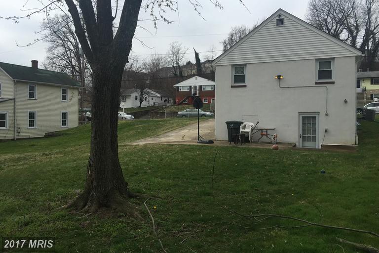 3461 Kemper Rd