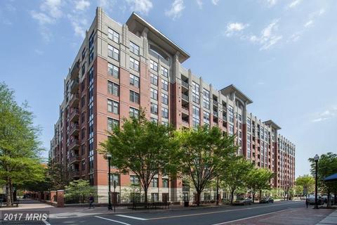 901 Monroe St N #913