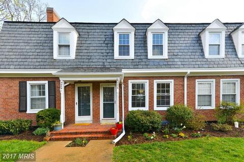 1735 Braddock Pl W #302