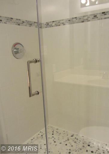 For Sale: 1600 Oak St N #1205 Arlington, VA 22209